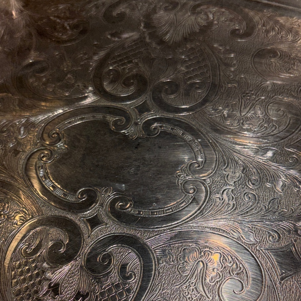 Sale-Elegant Silver Plated over Copper Decorative Tray - Picture 3 of 14